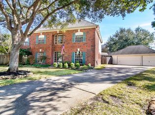 4450 Heathfield Dr, Pasadena, TX 77505