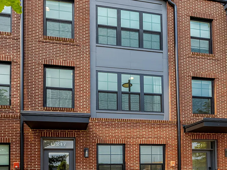 11247 Beaker St — Photo 5