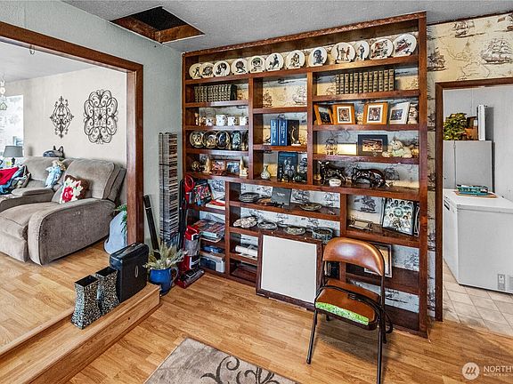 5th image of 721 134th Street S