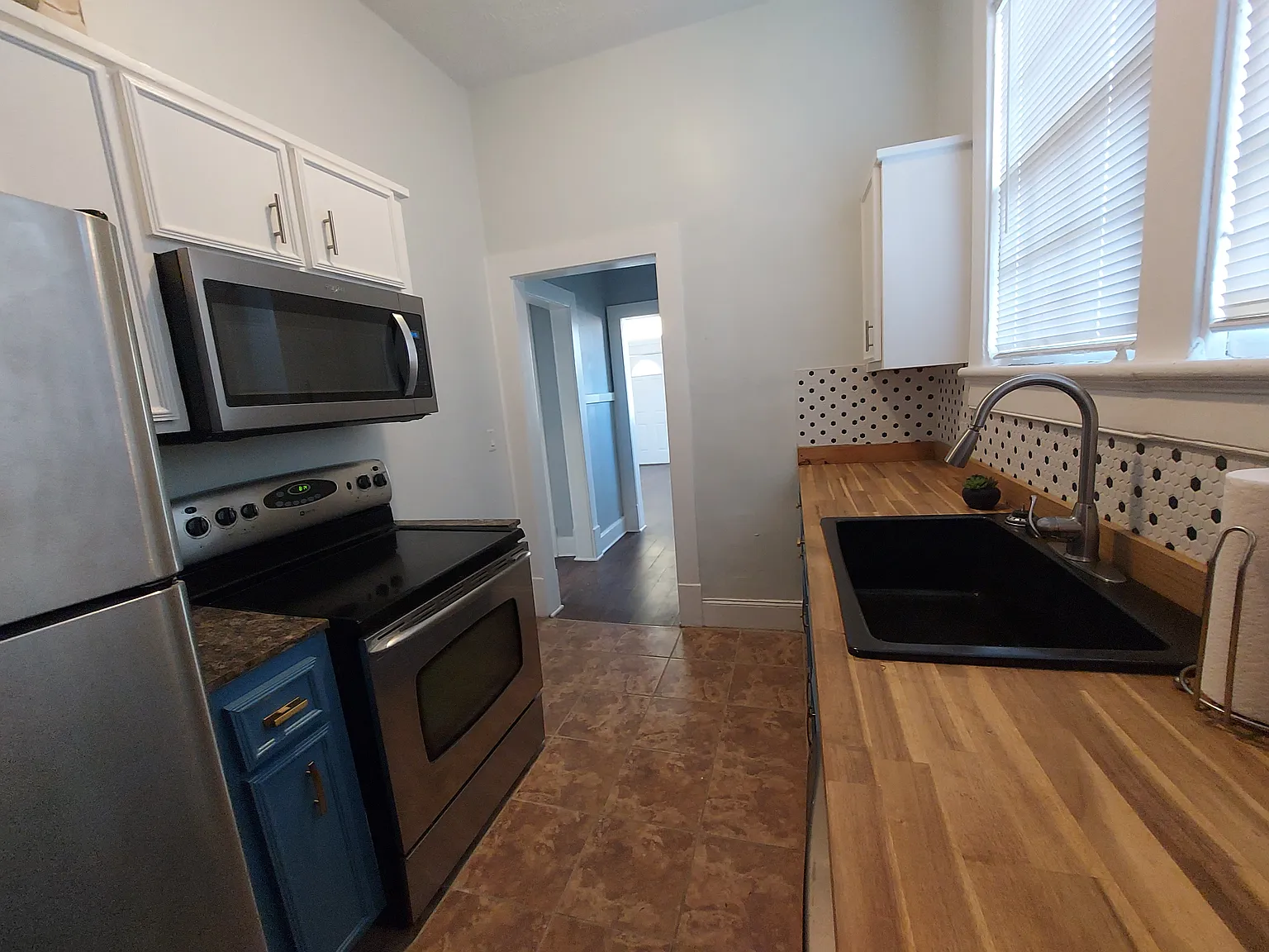 2 bed, 1120 sqft, $1,150 — Photo 4