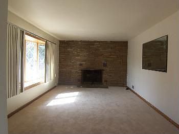 2nd image of 6420 W Wellington Ave