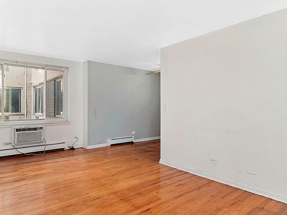 3rd image of 1060 W Hollywood Ave APT 305