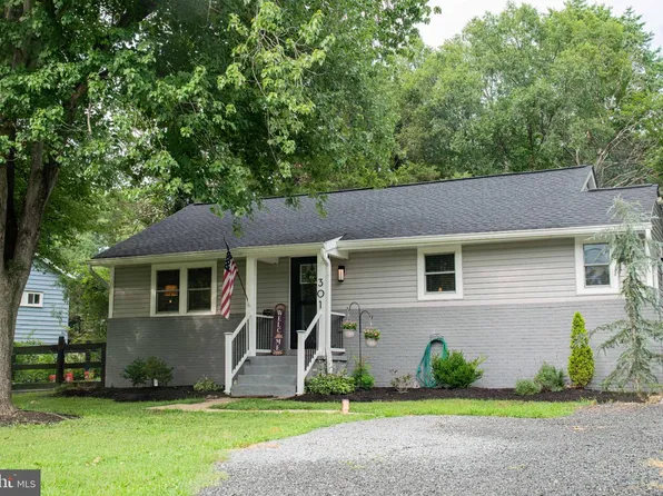 301 N Duey Rd, Remington, VA 22734