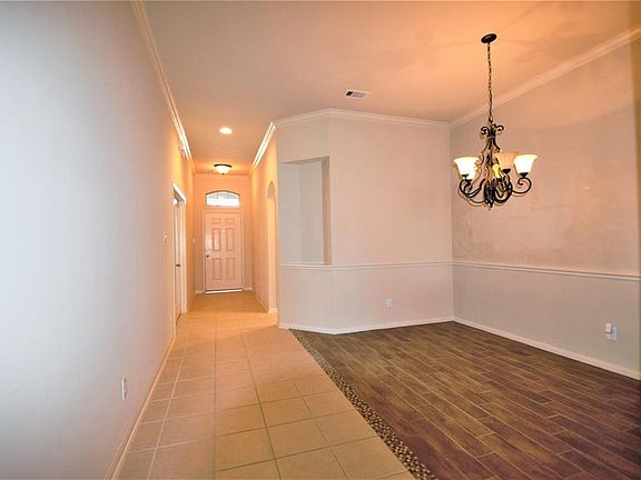 5th image of 14410 Leaning Aspen Ct