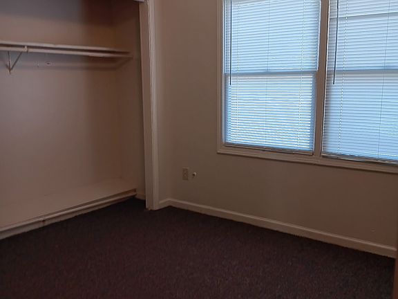 3rd image of 206 Park Ln #203
