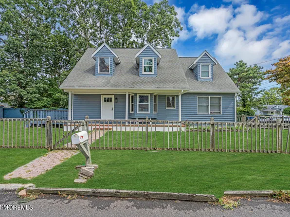 2608 2nd Avenue, Toms River, NJ 08753