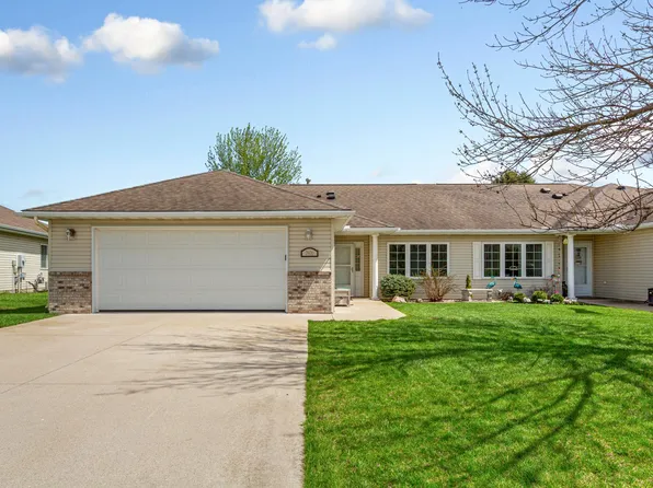 2406 4th St NE, Waseca, MN 56093