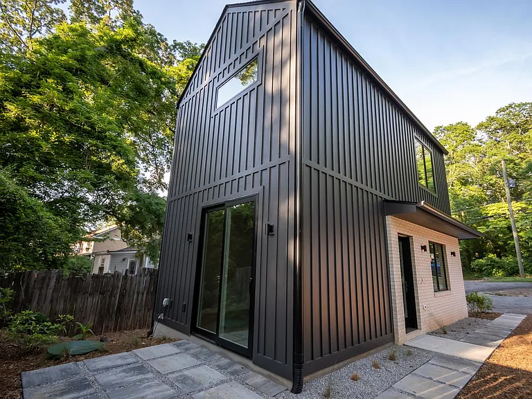 297 Morton Ave #BACK HOUSE — Photo 47