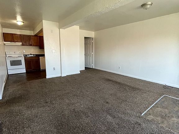 3rd image of 7931 Old Seward Hwy APT 3