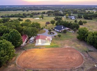 171 Bowen Ln, Van Alstyne, TX 75495