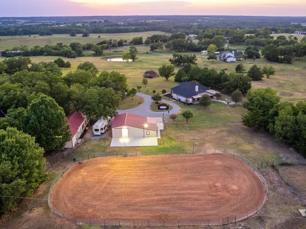 171 Bowen Ln, Van Alstyne, TX 75495