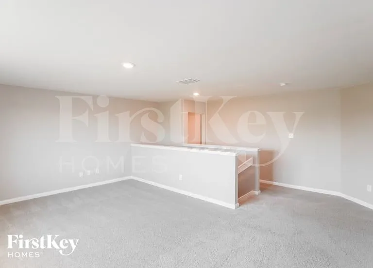112 Barbwire Way — Photo 6