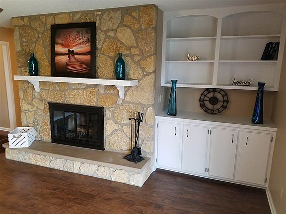 2nd image of 4030 Nantucket Dr