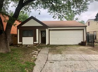 10010 Birch Field Dr, San Antonio, TX 78245