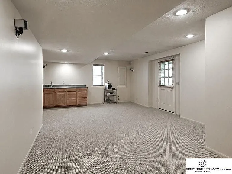 13442 Sherwood Ave — Photo 43