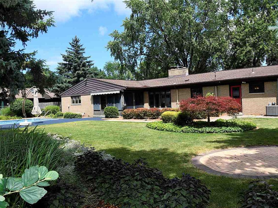 1st image of 4802 E Westgate Dr