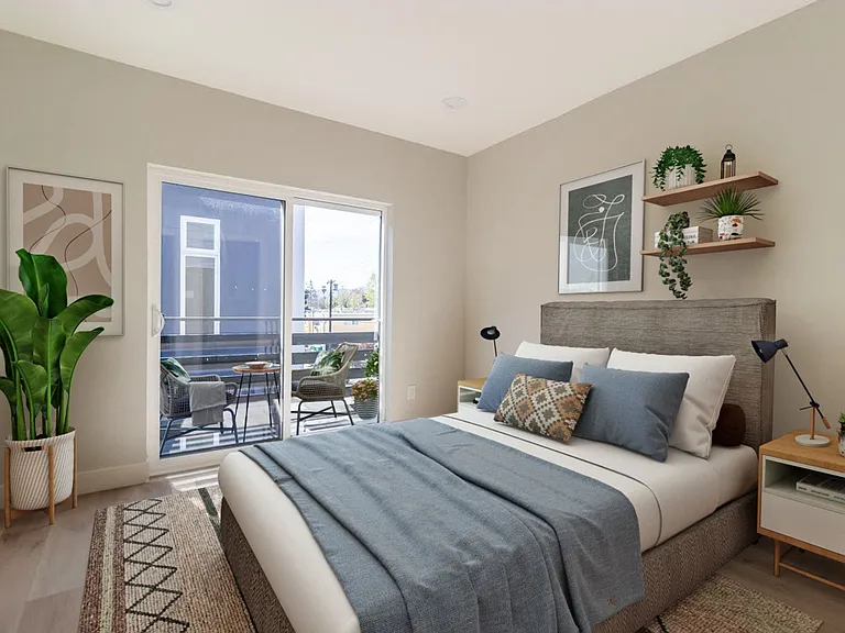 5132 Riverton Ave — Photo 3