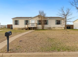 1416 Old Bridge Rd, Cleburne, TX 76033