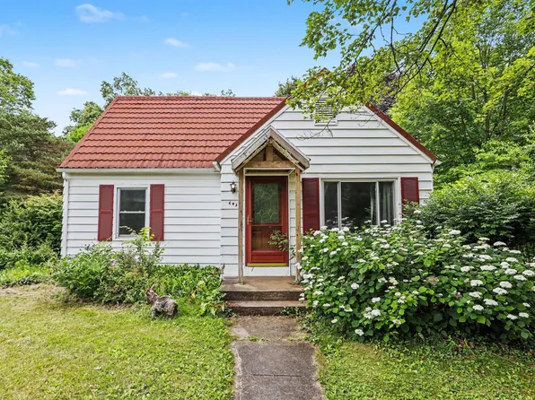 6439 Oakland Dr, Portage, MI 49024