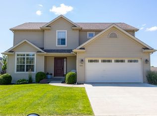 901 Approach Rd, Normal, IL 61761