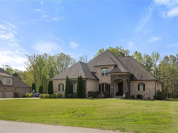 2nd image of 6641 Linville Ridge Dr