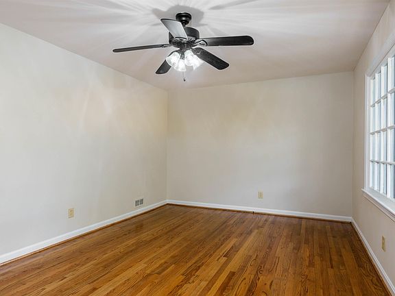 5th image of 3109 28th St