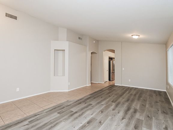 3rd image of 501 S Silverbrush Dr