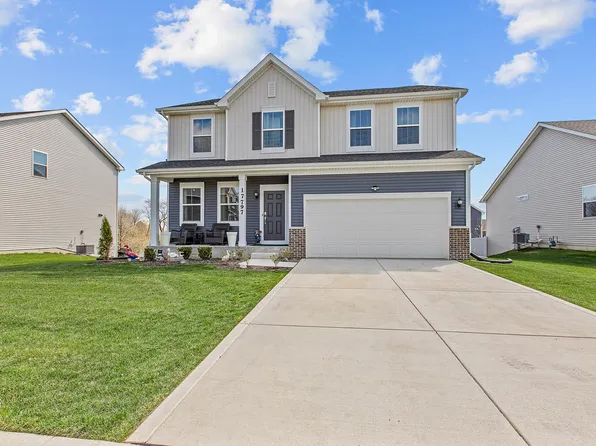 17797 Fieldstone Ln, Lowell, IN 46356