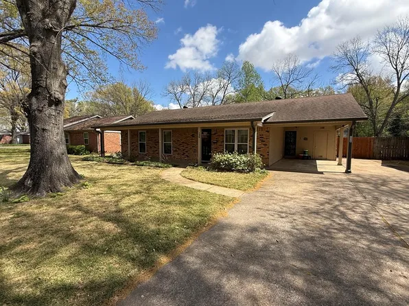 136 Barton Cv, Marion, AR 72364