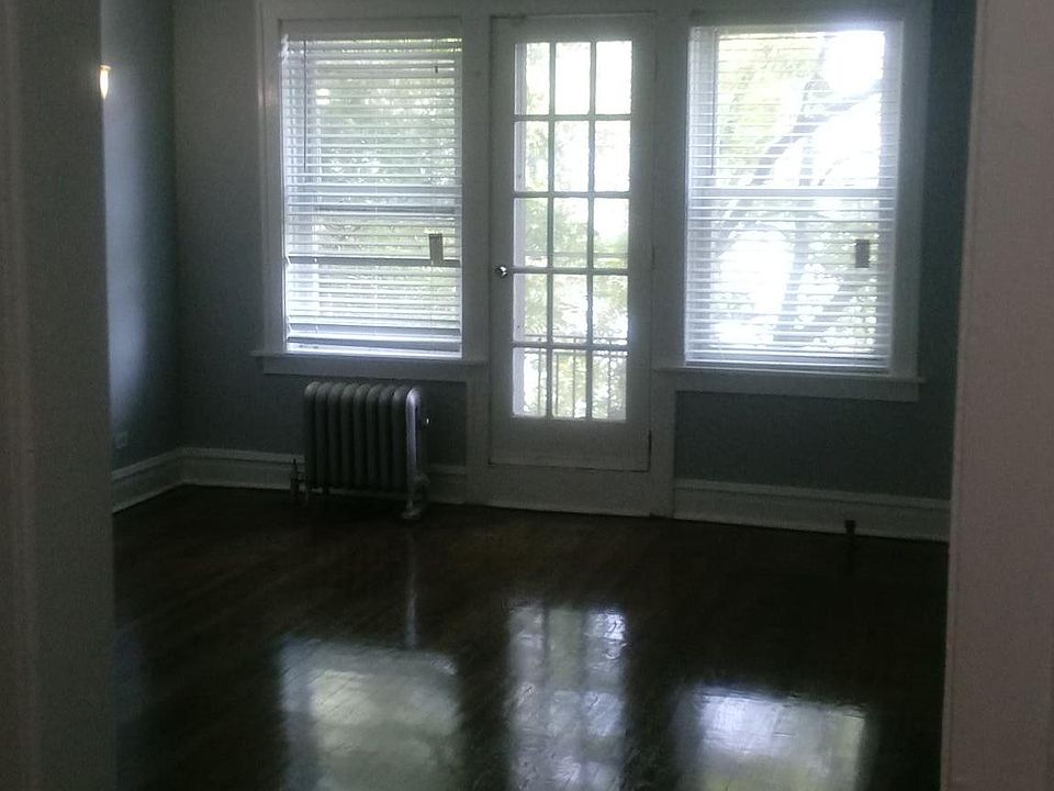 1st image of 1051 W Pratt Blvd APT 2B