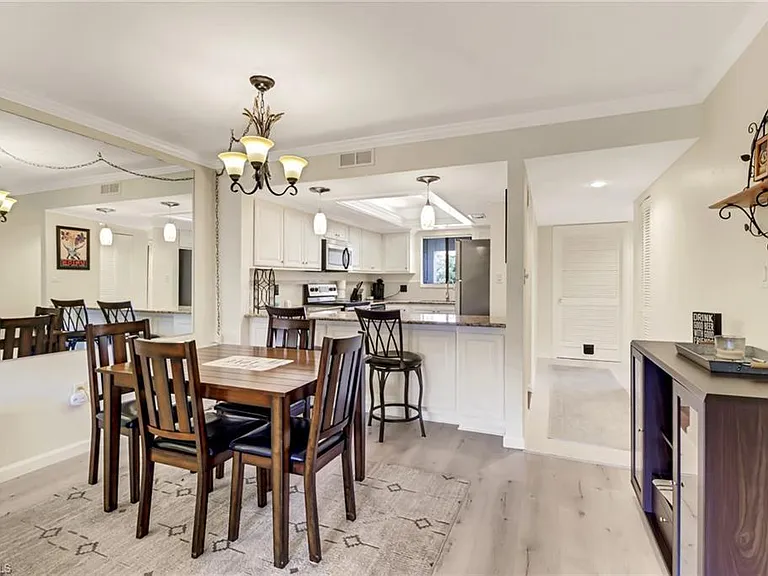 4396 Bowsprit Ct #4B — Photo 4