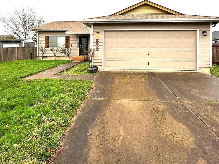 1904 Starker Pl — Photo 13