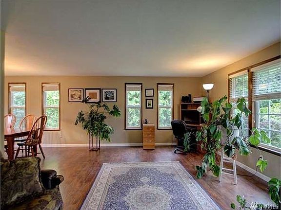 3rd image of 3903 Pueblo Hts
