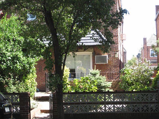 1st image of 5021 61st St