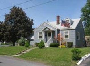 33 Elhurst Ave, Colonie, NY 12205