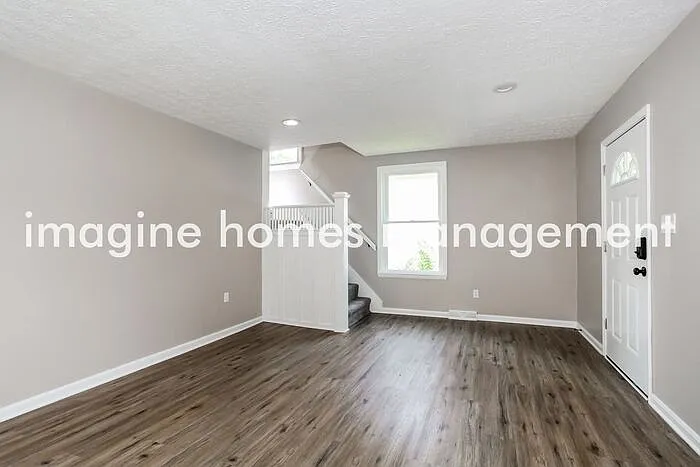 6425 Sherman Ave — Photo 5