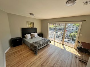 161-163 Sussex Ave (13 Bed | 5.5 Bath) (UH | T1) - 3 - 5 Standard Balcony, Newark, NJ 07103