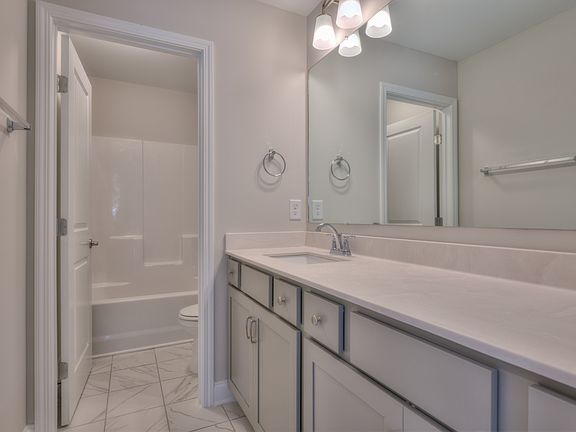 5th image of 9108 Headwaters Dr