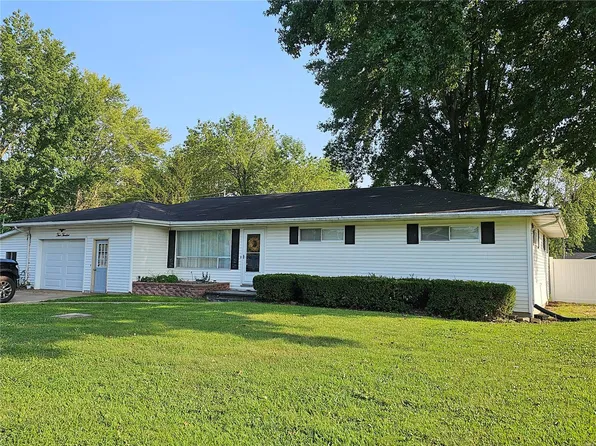 212 Edna Ln, Sparta, IL 62286