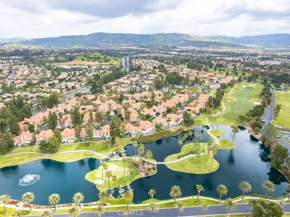 2515 Aquasanta, Tustin, CA 92782