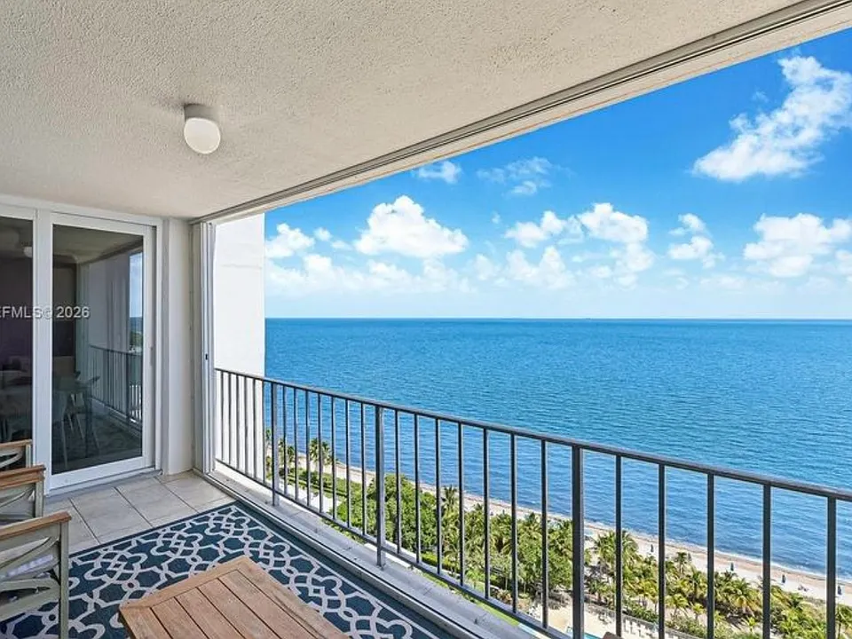 881 Ocean Dr #C19
