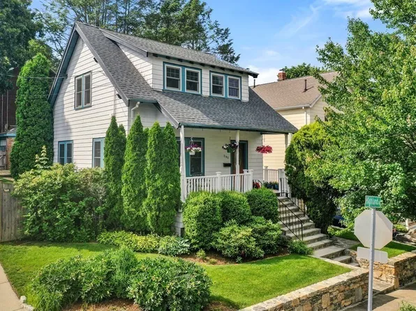 245 Highland Ave, Arlington, MA 02476