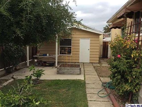 2nd image of 2536 Evelyn St