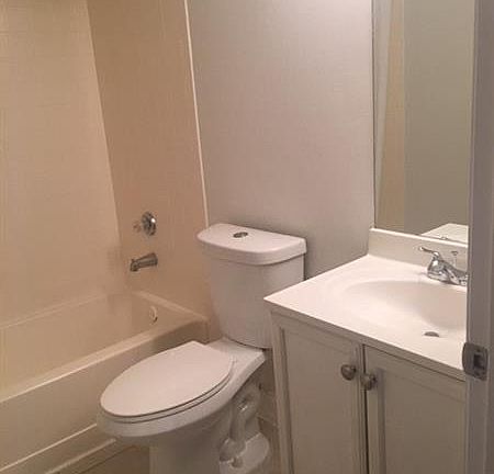 3rd image of 9954 Nob Hill Pl