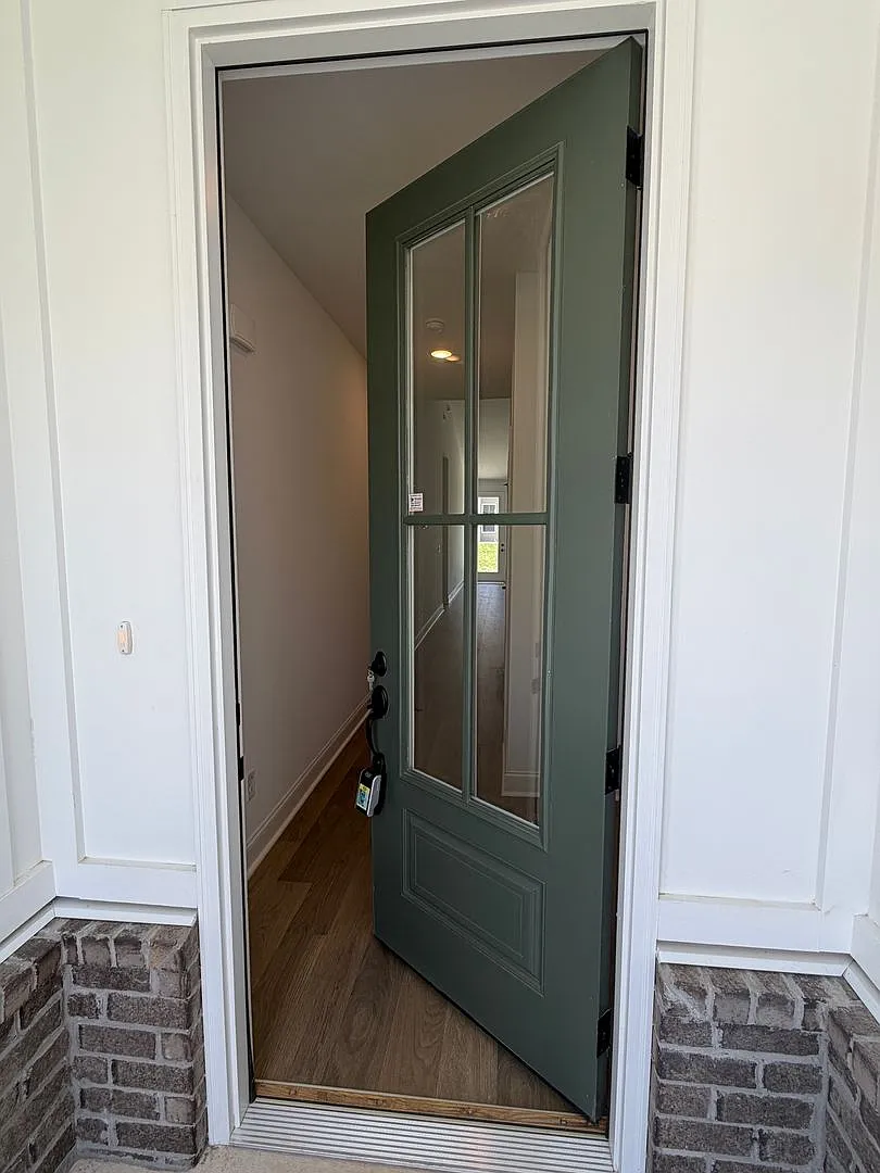 ~$500 Off 1st Month's Rent Brand New Construction** — Photo 2