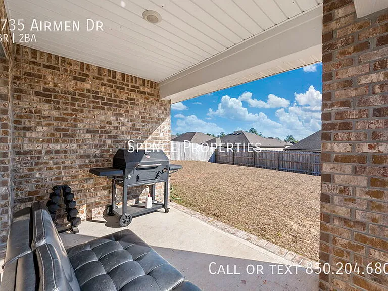 4735 Airmen Dr — Photo 31