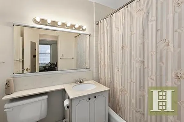 Sold by Halstead Real Estate | media 22