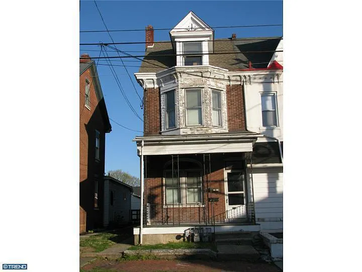 454 N Charlotte St photo 1