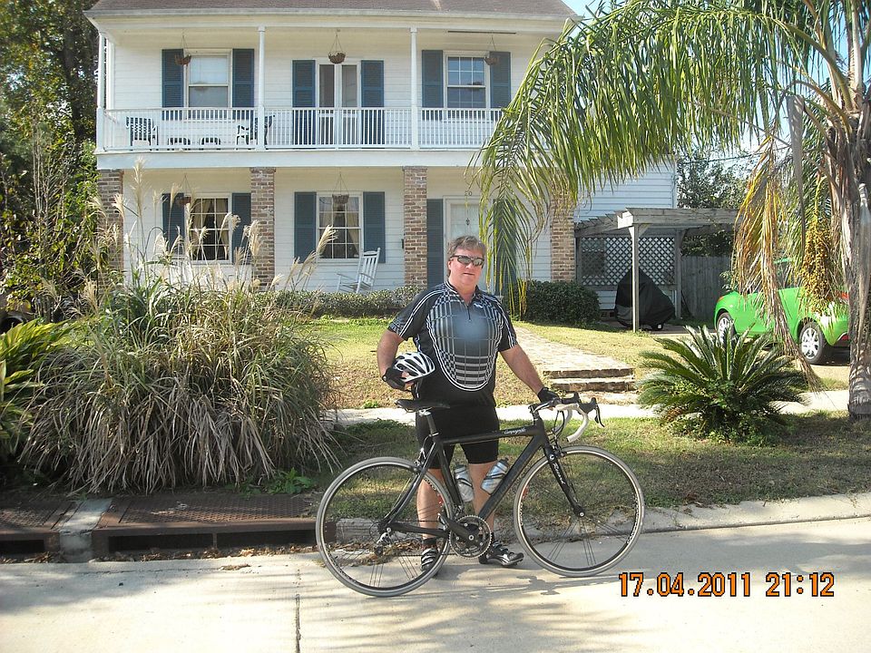 1st image of 20 Chatham Dr