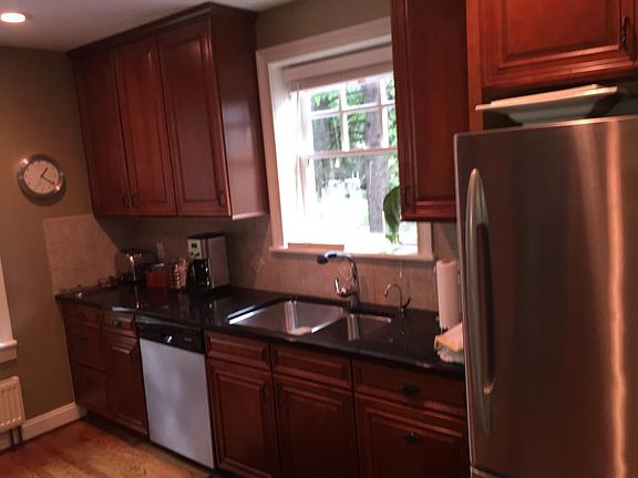 3rd image of 1228 W 62nd St